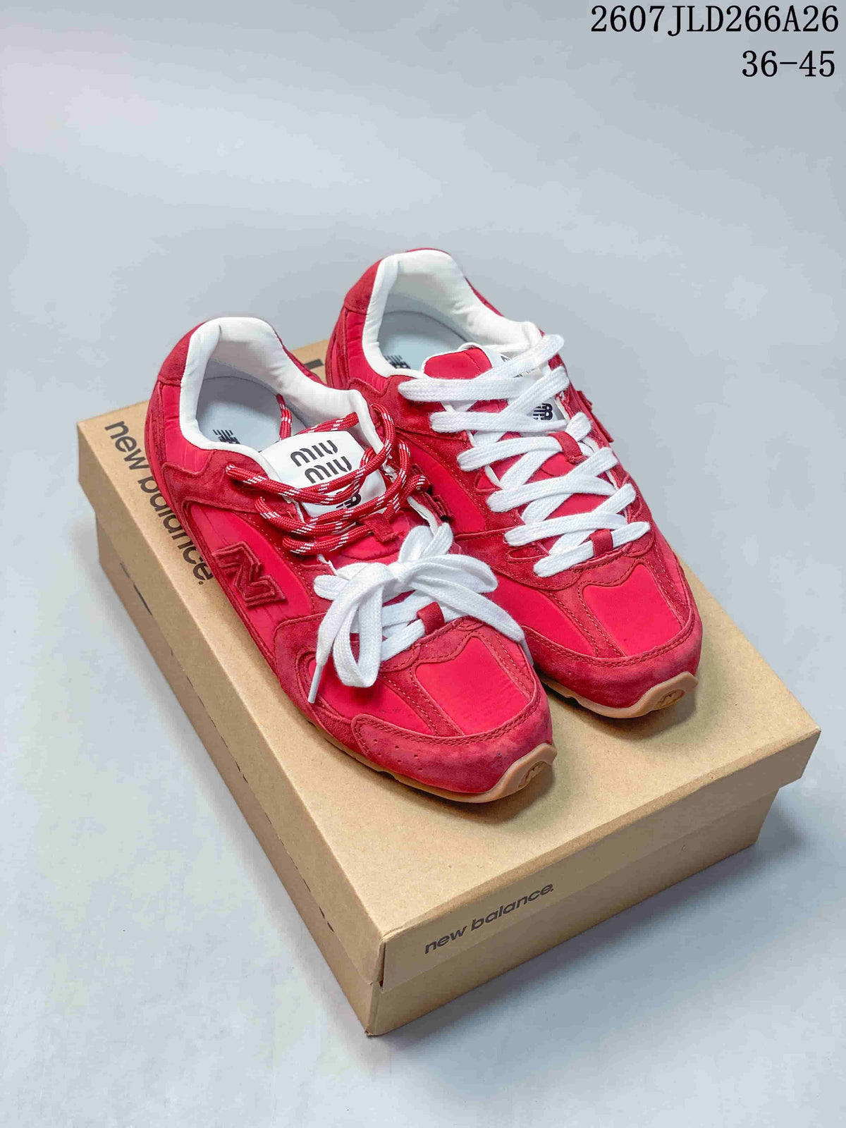 Miu Miu x New Balance 530 SL Red Sneakers 712860URY