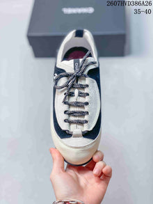 Chanel 26SS Black and White Low-Top Sneakers 2607HVD386A26