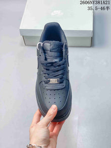 Nike Air Force 1 '07 LV8 Low-Top Sneakers IV3222-400