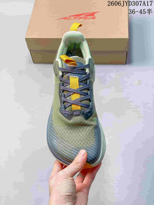 Altra Experience Wild 2 Men's Running Shoes, Green and Blue