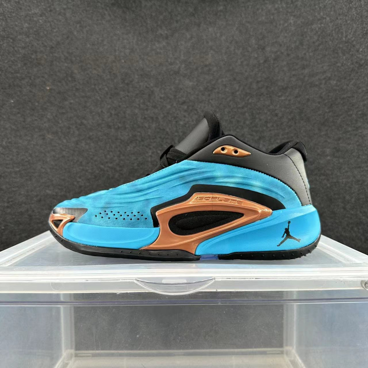 Jordan Basketball Sneakers in Blue, Black and Bronze