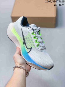 Nike Zoom Fly 5 PRM Low-Top Running Sneakers