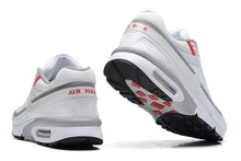 Nike Air Max Sneakers White Grey Red