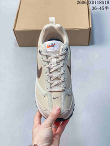 Nike Air Max Dawn Low-Top Sneakers