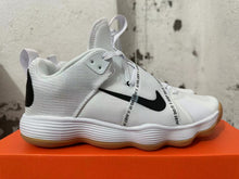 Nike HyperBet Basketball Shoes White Black Gum