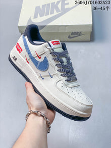Nike Air Force 1 '07 Low Graphic Sneakers