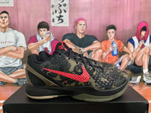 Nike Kobe Camouflage Basketball Sneakers