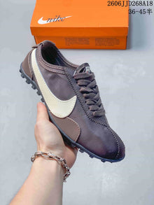 Nike Moon Shoe OG Low-Top Sneakers IW0955-300