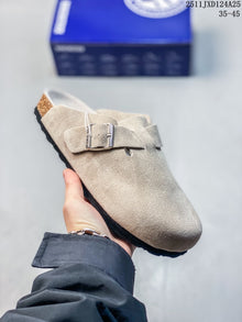 Birkenstock Beige Suede Clog Sandals Style 2511JXD124A25