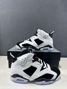 Jordan Air Jordan 6 Reverse Oreo Sneakers White Black CT8529-108