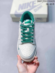 Nike SB Dunk Low Pro White Green Low-Top Sneakers