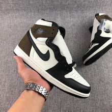 Jordan Air Jordan 1 High OG Dark Mocha Sneakers 555088-105