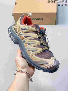 Salomon XT-3D Trail Running Shoes in Taupe and Beige