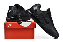 Nike Air Max Black Low-Top Sneakers