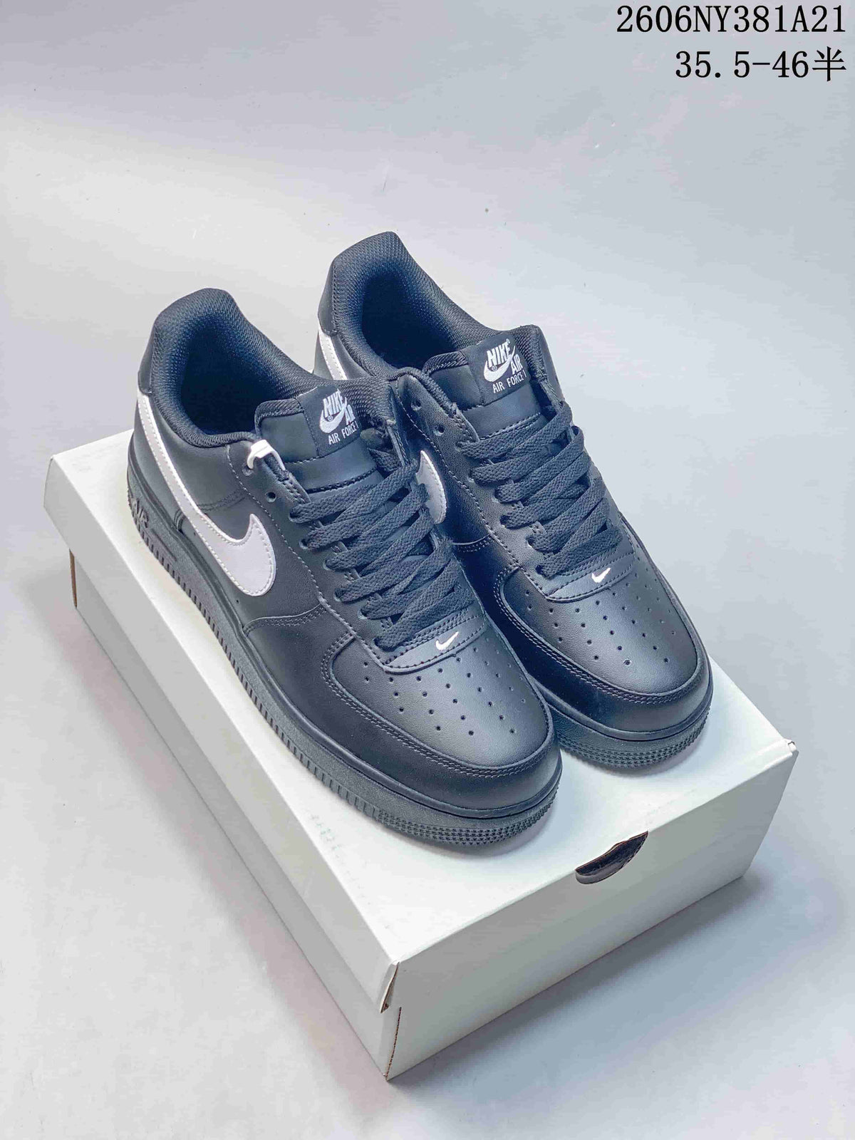 Nike Air Force 1 ’07 LV8 Low-Top Sneakers IV3222-400