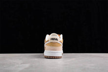 Nike SB Dunk Low DO9457-100 Sneakers