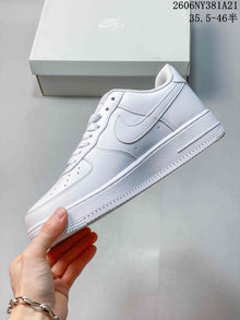 Nike Air Force 1 ’07 LV8 White Low-Top Sneakers IV3222-400