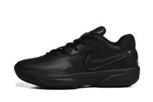 Nike 872-27 Black Basketball Sneakers