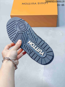 Louis Vuitton Trainer Low-Top Sneakers in Navy