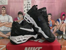 Nike Black and White Sneakers
