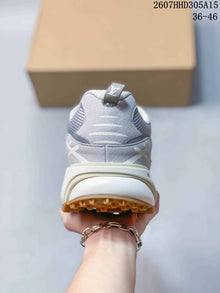 Louis Vuitton 2607HHD305A15 Gray Mesh Sneakers