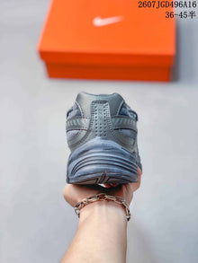 Nike Initiator Running Sneakers Gray Olive FQ6873