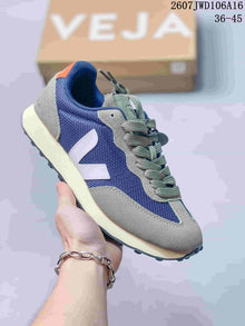 VEJA Rio Branco Alveomesh Sneakers