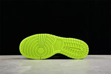 Nike SB DV1694-900 Low-Top Sneakers Black Blue Green