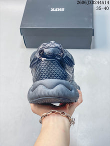 SMFK Future Ripple Low-Top Sneakers in Black and Gray