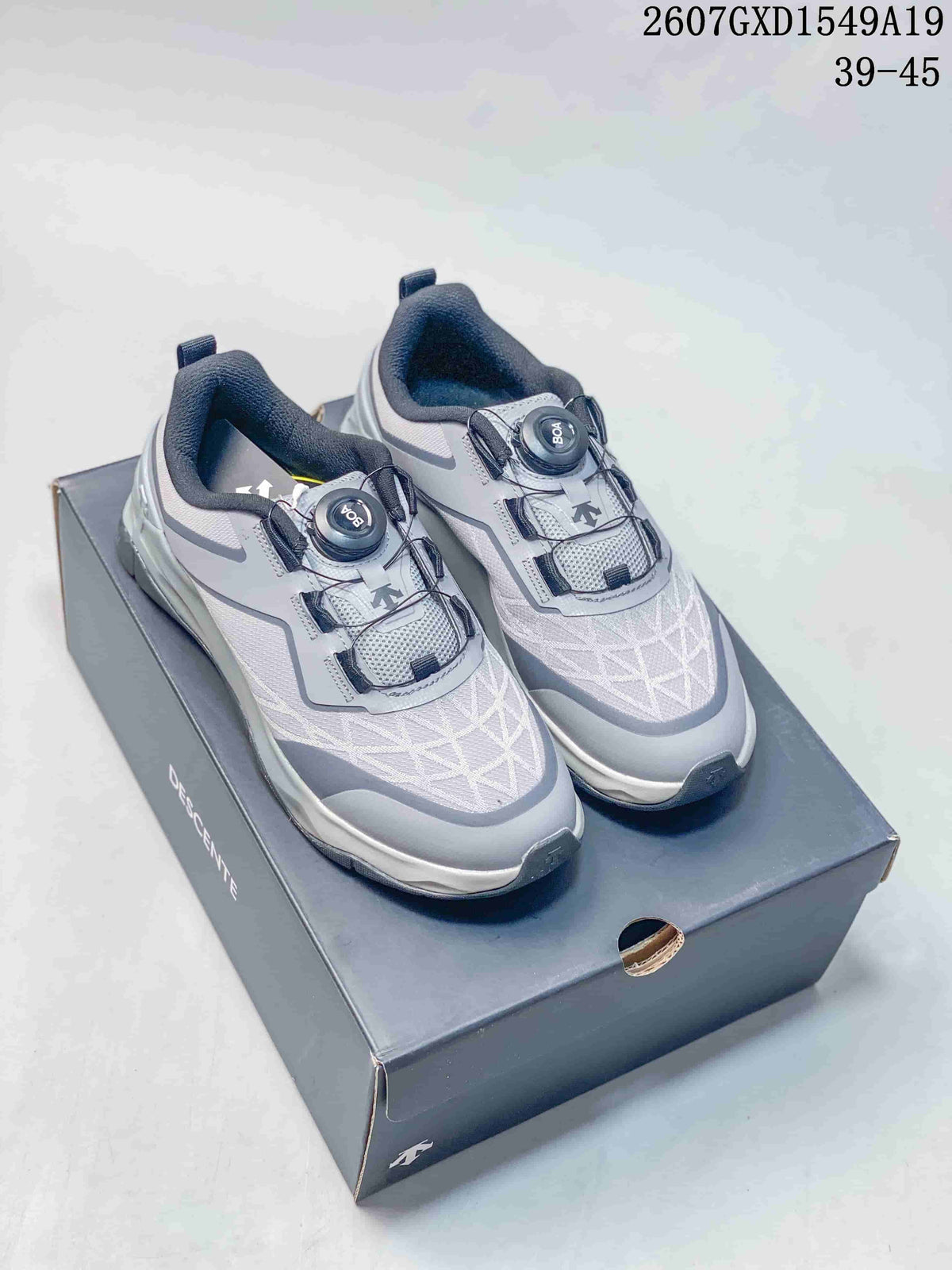DESCENTE Circuit 2.0 Wire Gray Training Sneakers 721490OWE