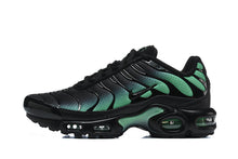 Nike Air Max Plus Black and Green Sneakers DM0032-043
