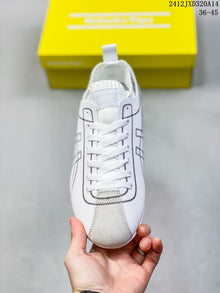 Onitsuka Tiger SCLAW White Low-Top Sneakers