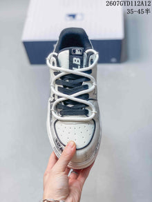 MLB Chunky Liner Low-Top Sneakers White Silver 3ASXCA12N