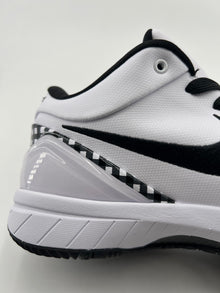 Nike Kobe 4 GIGI White Black Basketball Shoes