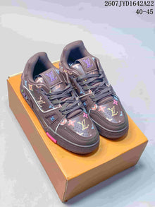 Louis Vuitton Trainer Low-Top Sneakers Brown 2607TYD1642A22