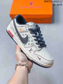 Nike SB Dunk Low Sneakers White Black Red Style 2607ND1602A12
