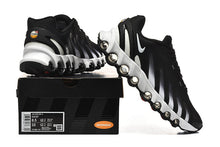 Nike Air Max DN Black White Sneakers
