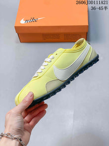 Nike Moon Shoe OG Summit Low-Top Sneakers IW0955-100