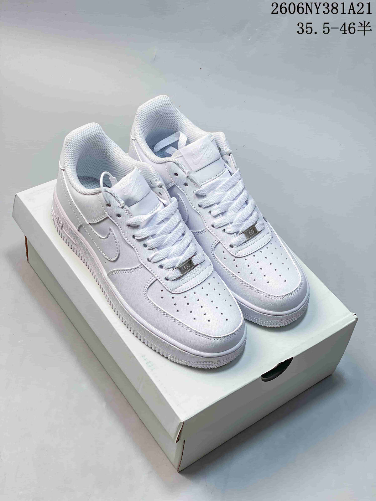 Nike Air Force 1 ’07 LV8 White Low-Top Sneakers IV3222-400