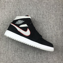 Jordan Air Jordan 1 Mid Black Silver Red 554724-060