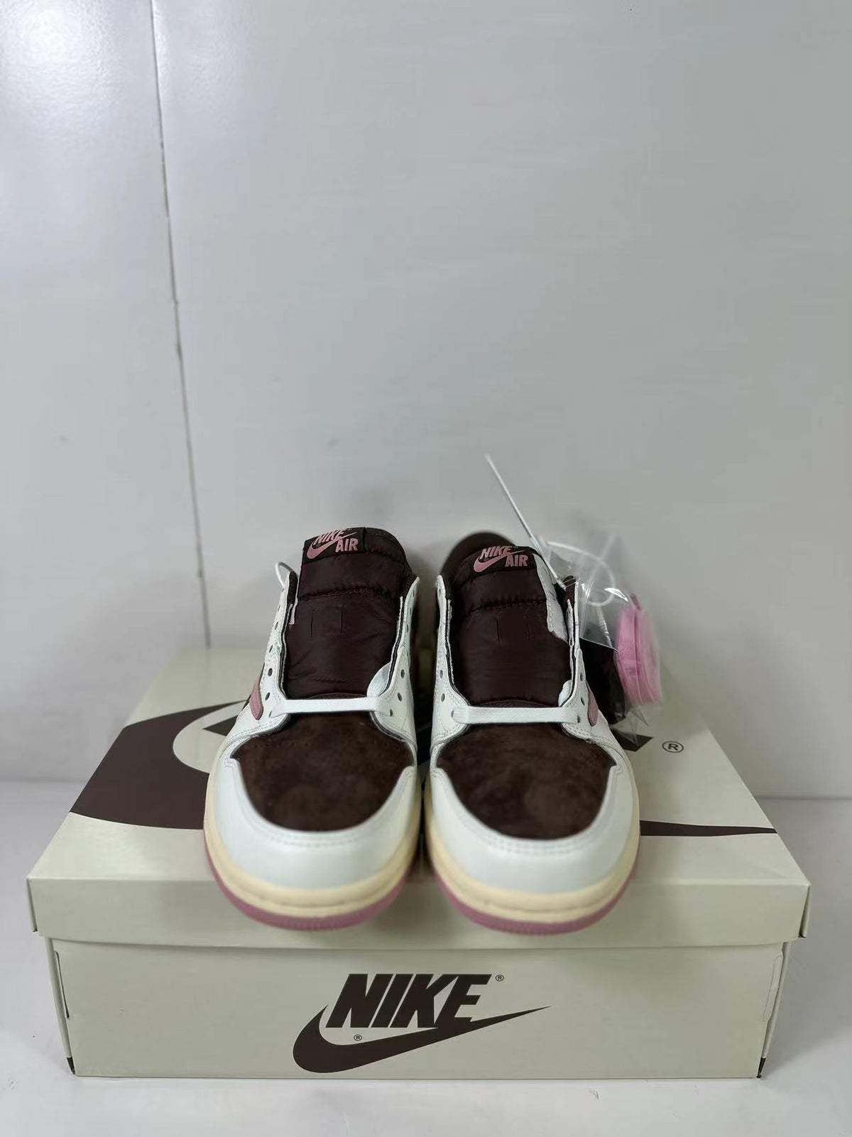 Nike Air Jordan 1 Low Travis Scott Reverse Mocha Pink DZ4137-206