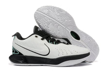 Nike 870 Basketball Shoes