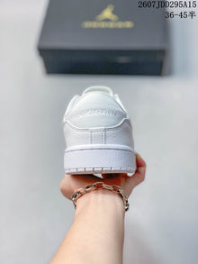 Nike Air Jordan 1 Low White Sneakers 2607JDD295A15
