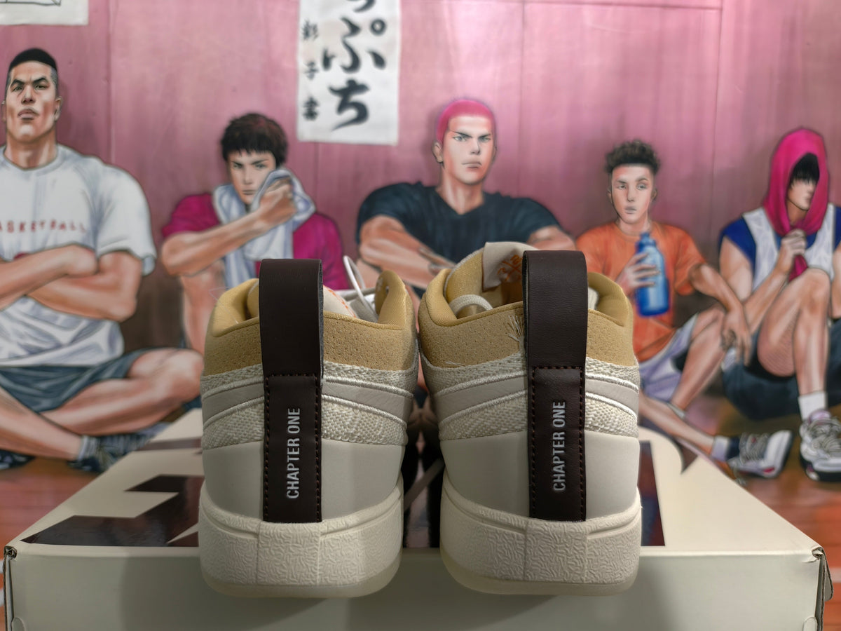 Nike Beige Low-Top Sneakers