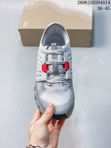 On Cloudswift Amp Running Shoes in Gray