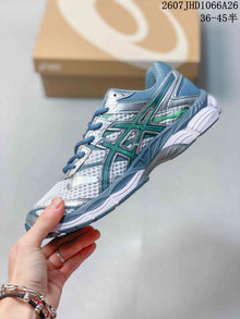 ASICS Gel-Cumulus 16 Mesh Sneakers in Blue, Silver and Green