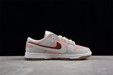 Nike SB Low Sneakers Pink White DO9457-10015