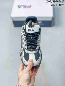 FILA Pebble Women's Low-Top Sneakers Black and White