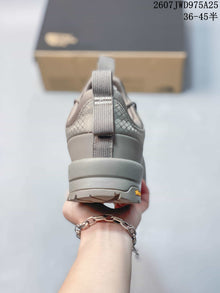 The North Face 2607JWD975A25 Gray Hiking Sneakers