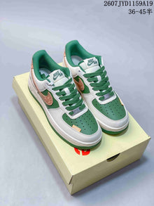 Nike Air Force 1 '07 Low White Green Sneakers